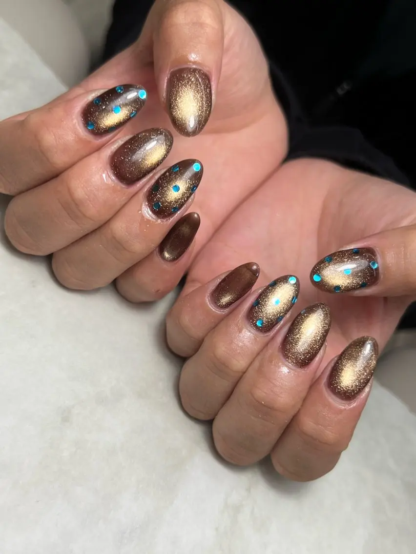 ネイル ドット マグネットネイル nailsalon KiKi  -キキ-のネイルデザイン
