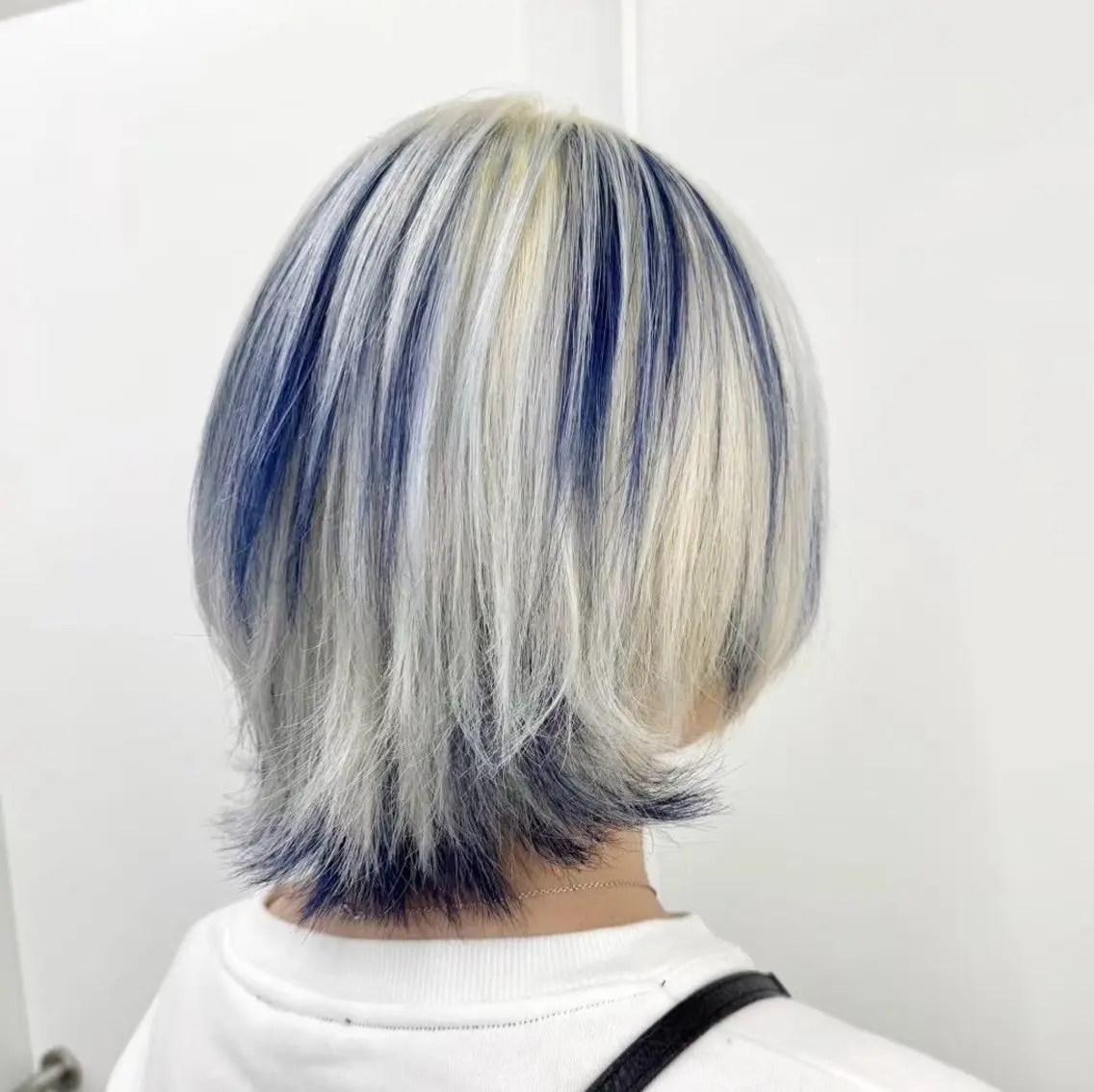 ショート カラー ブリーチ デザインカラー ヘアカラー TACE新宿 みすずのヘアスタイル