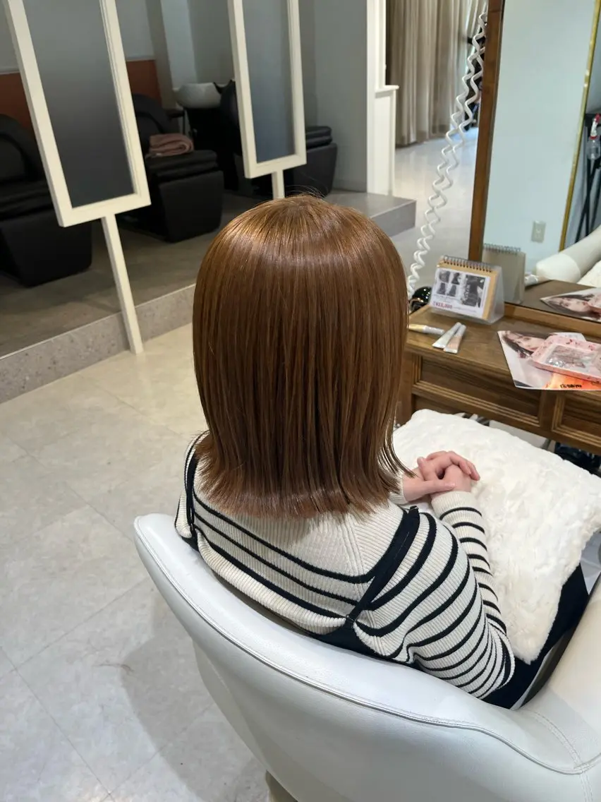 ミディアム ヘアカラー 梛木 唯のヘアスタイル