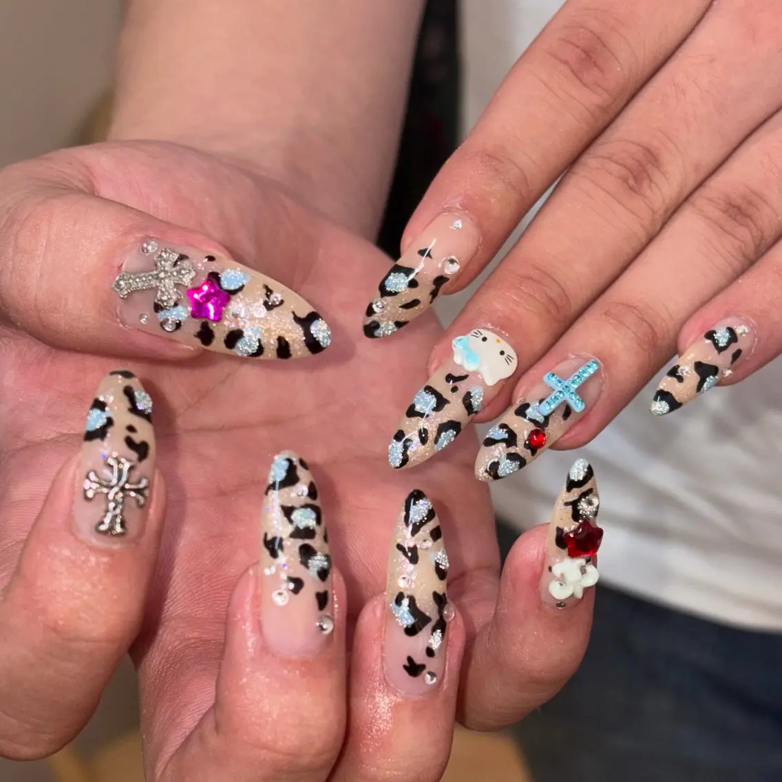 ネイル ハンドネイル 🐬Cxxu° Nail✝️のネイルデザイン