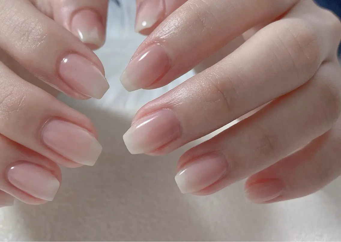 ネイル フレンチネイル ラメ(グリッター) ラメグラデーション マグネットネイル 持ち込み Unicorn Nail原宿表参道のネイルデザイン