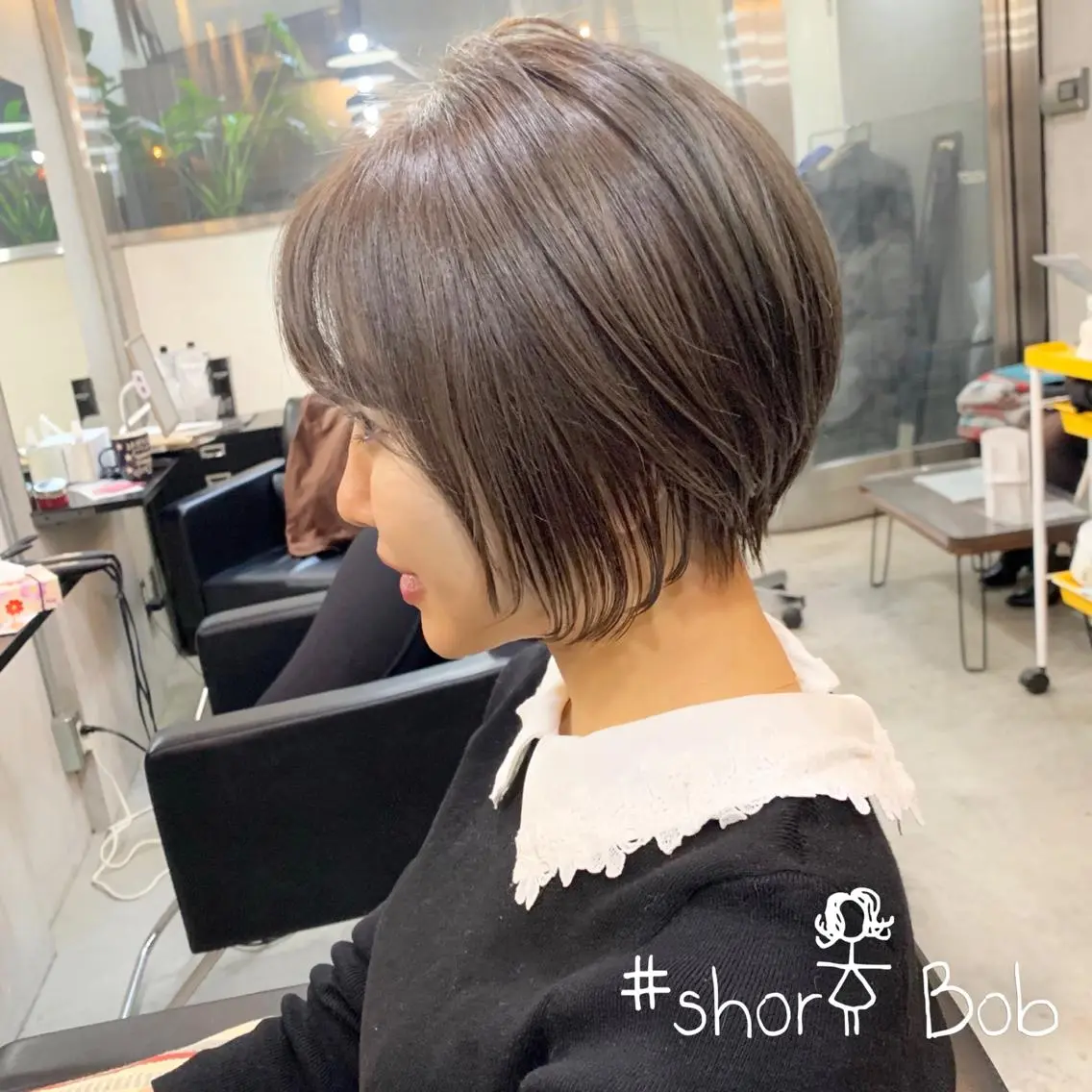 ショート カラー ベージュカラー グレージュ ボブ くせ毛 顔周りカット 渋谷レイヤーカット❌ 縮毛矯正専門/武田涼のヘアスタイル