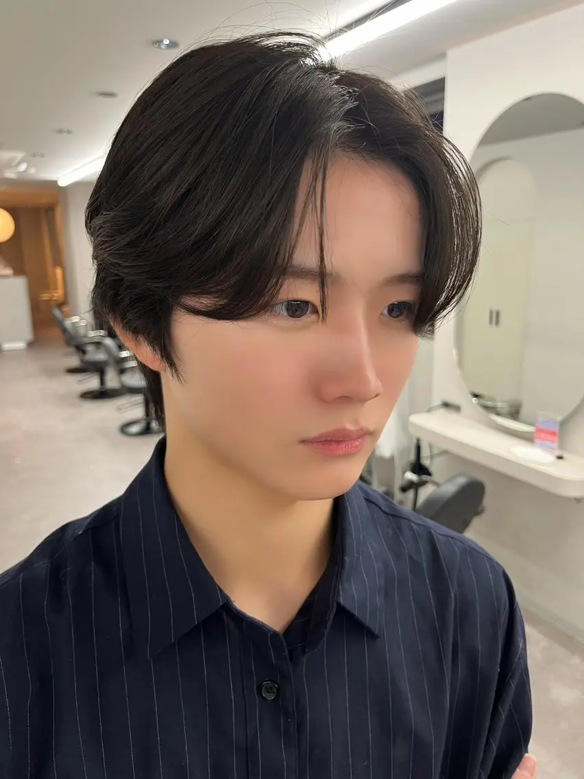 メンズ センターパート アイカ🐺 メンズ韓国ヘアのヘアスタイル