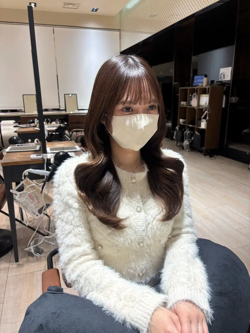 ロング くびれヘア 韓国風ヘア レイヤーカット カット ヘアカラー トリートメント 穂積 未優のヘアスタイル