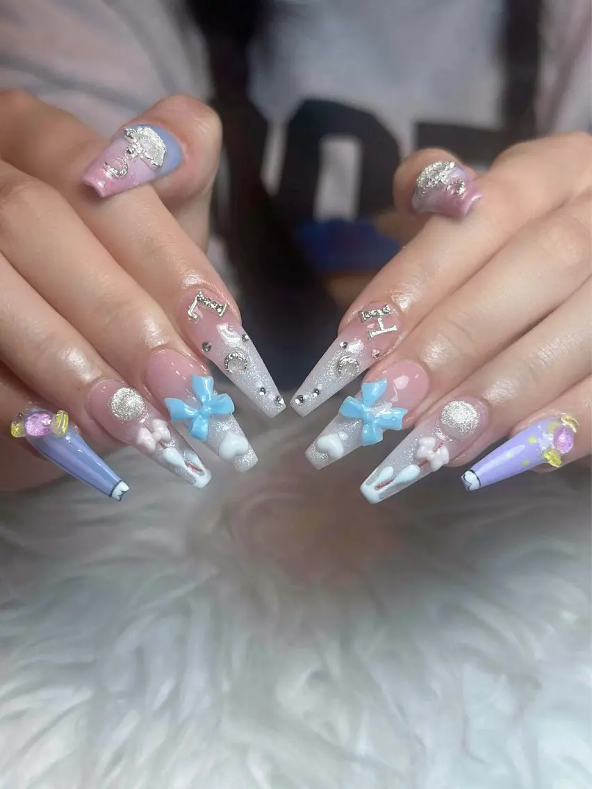 ネイル チークネイル ドット フレンチネイル グラデーション ハート ハンドネイル ハンドケア Eli Muse 新宿ネイルのネイルデザイン