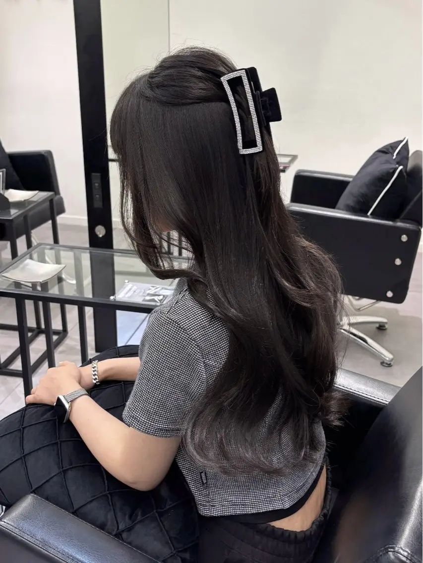ロング ヘアカラー 似合わせカット♡ 韓国レイヤーのヘアスタイル