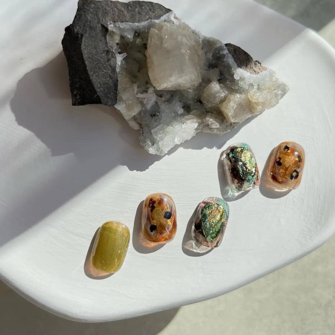 ネイル マグネットネイル ニュアンスネイル ショートネイル gemickle nailのネイルデザイン