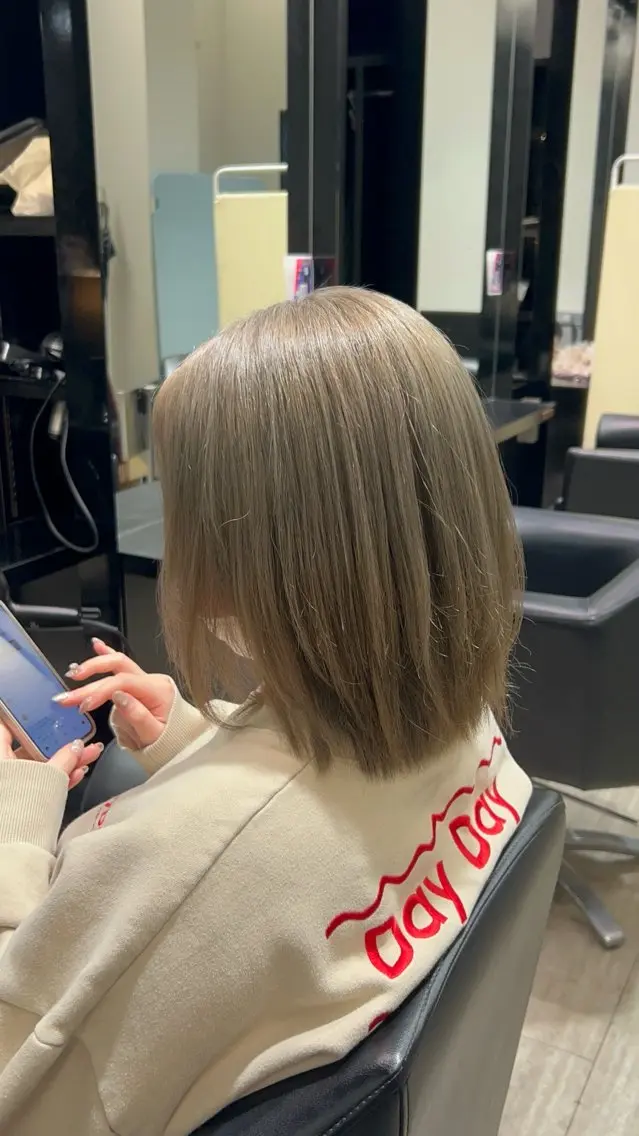 ショート ヘアカラー トリートメント ishizuka toaのヘアスタイル