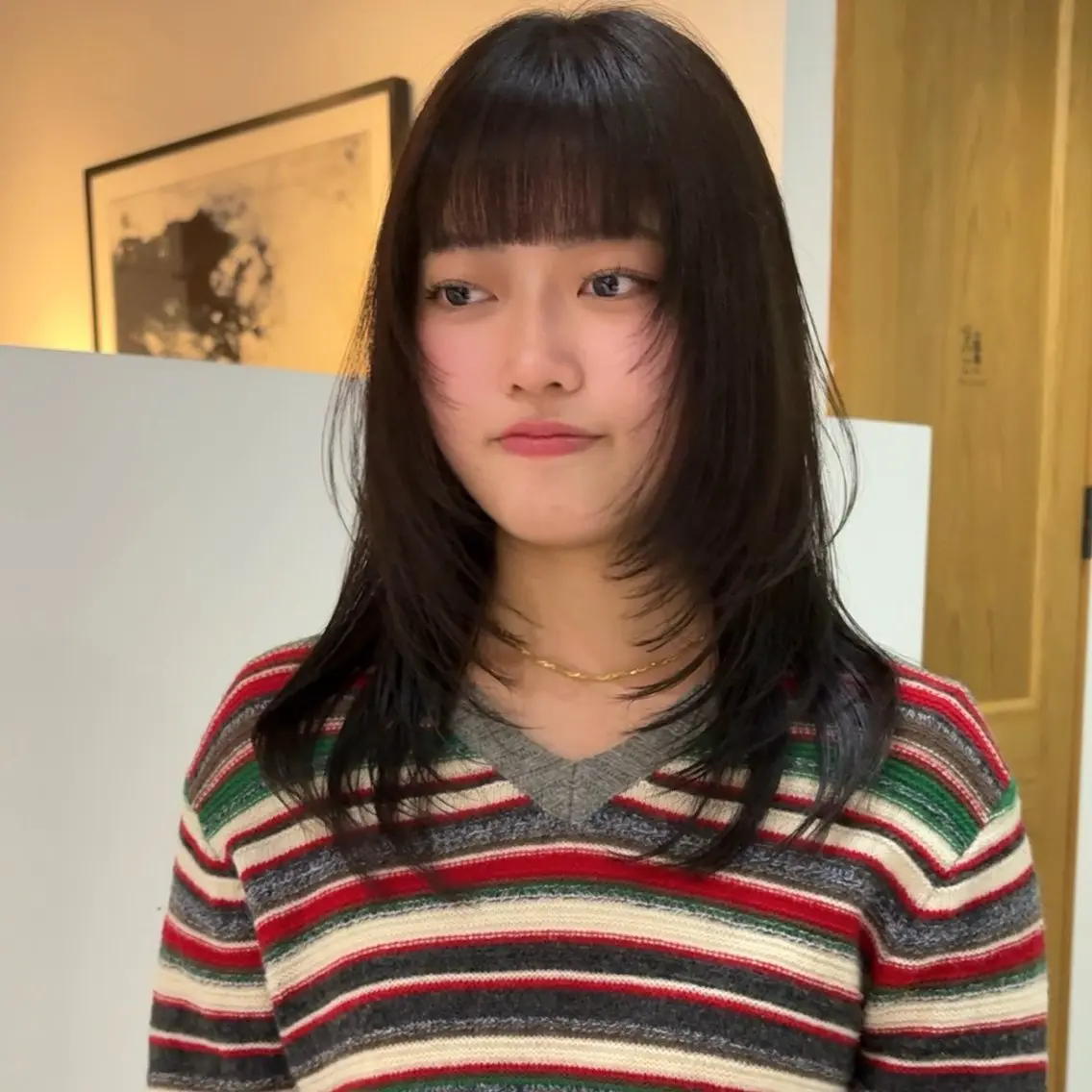 セミロング レイヤーカット レイヤーカット🐩 透明感カラー モカのヘアスタイル