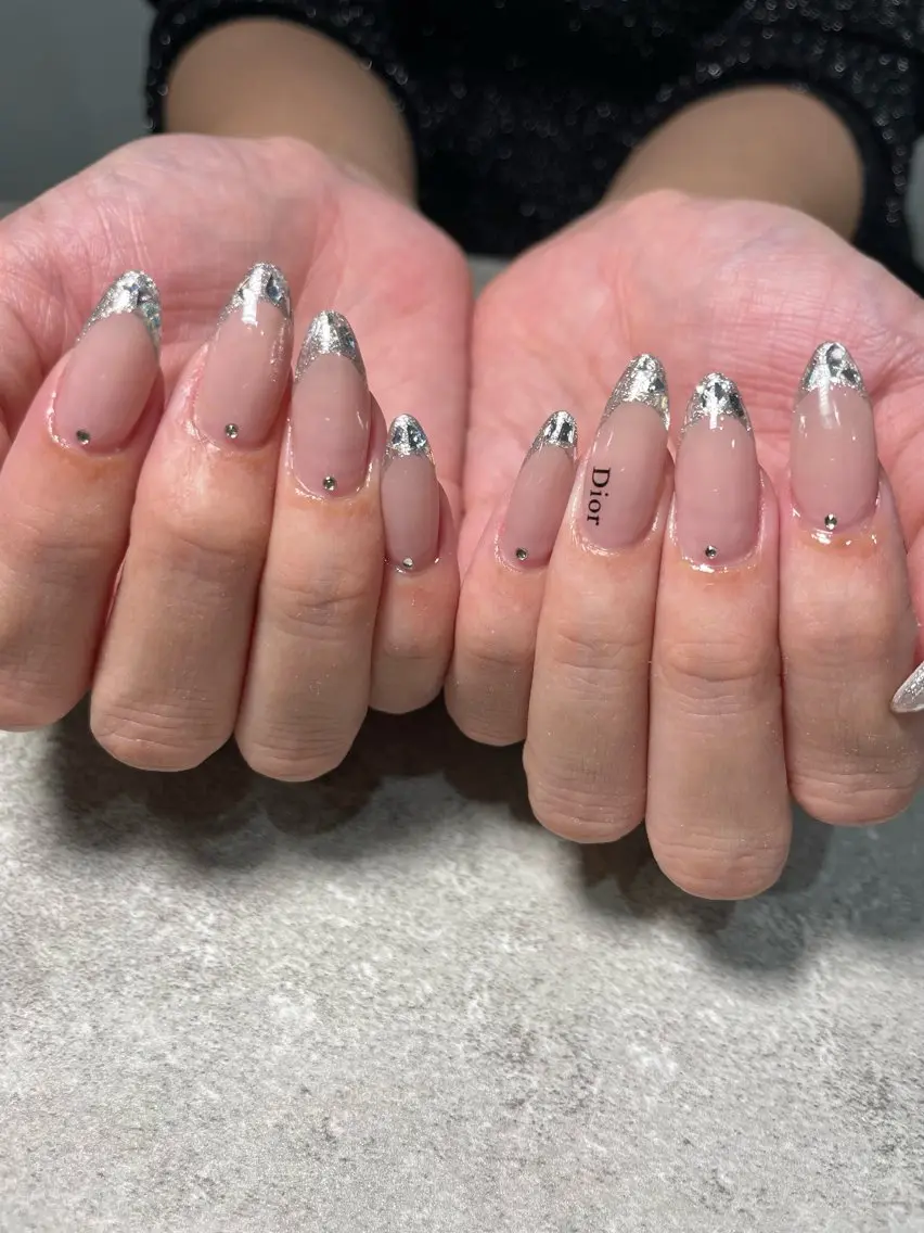 ネイル 持ち込み ハンドネイル Raviliss ♡のネイルデザイン