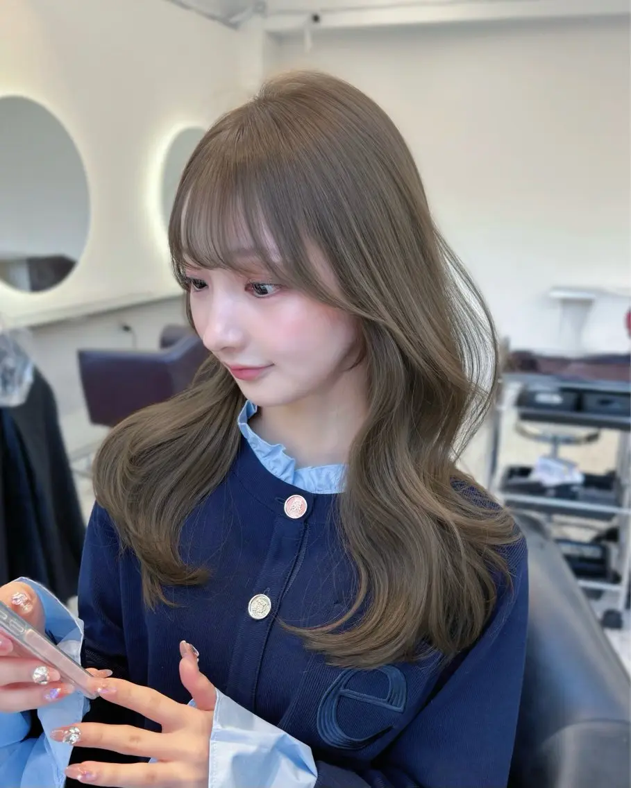 セミロング カラー パーマ ヘアアレンジ ベージュカラー オリーブベージュ レイヤーカット カット ヘアカラー トリートメント ヘアセット 🌸グレージュ/ ベージュ🌸yutaのヘアスタイル