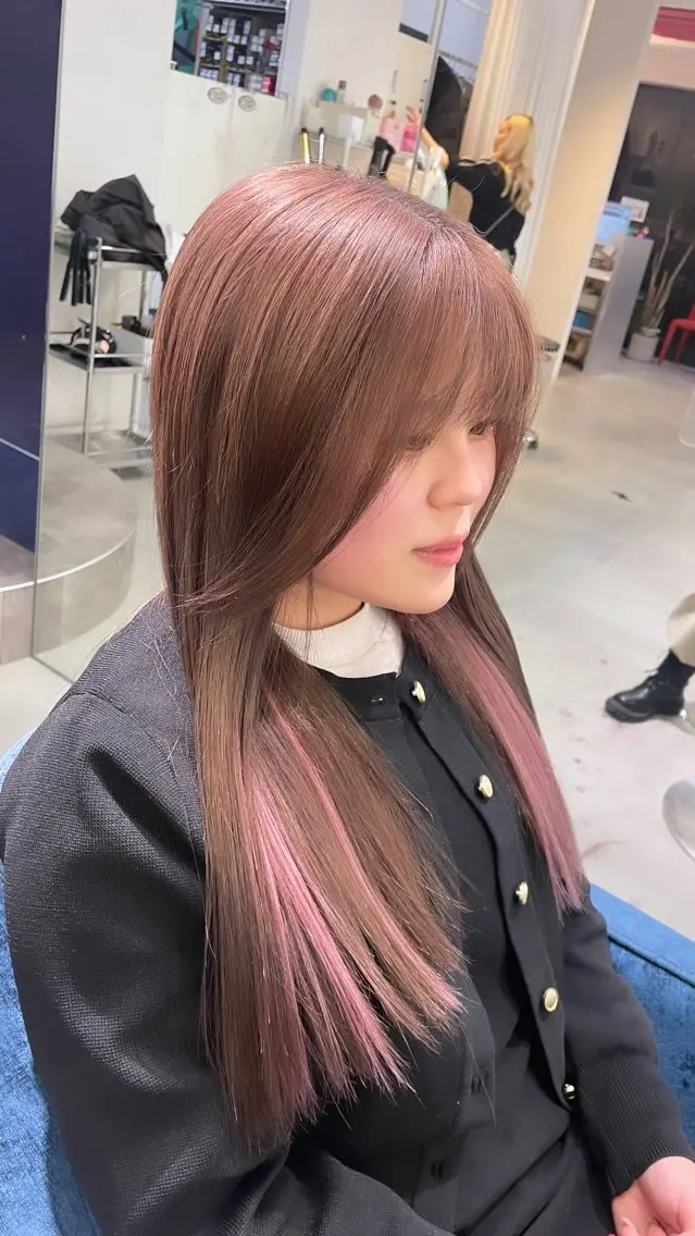 Mii. 内田萌々のヘアスタイル