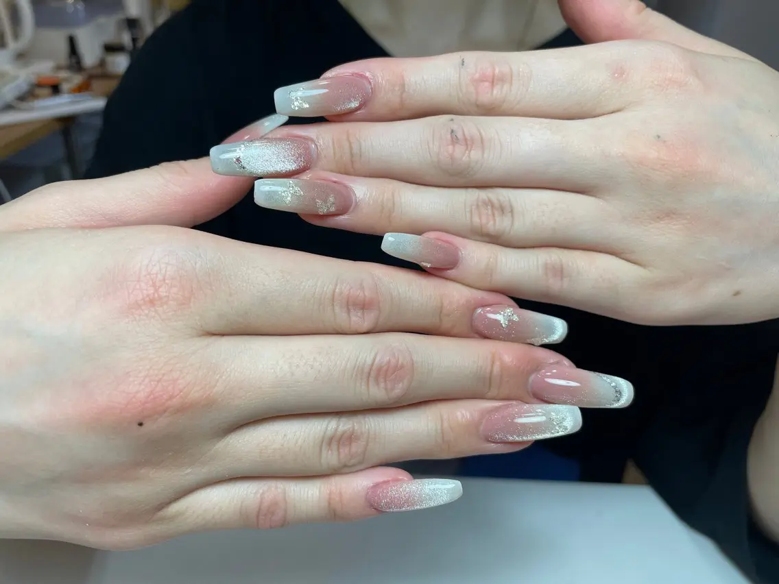 ネイル ハンドネイル ハンドケア 楊 蓉のネイルデザイン