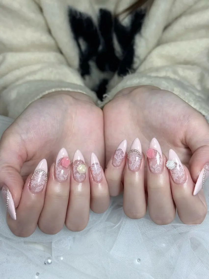 ネイル オーロラネイル ボルドー ブラウン 氷ネイル・うるうるネイル キラキラネイル ハンドネイル Julli NailStudioのネイルデザイン