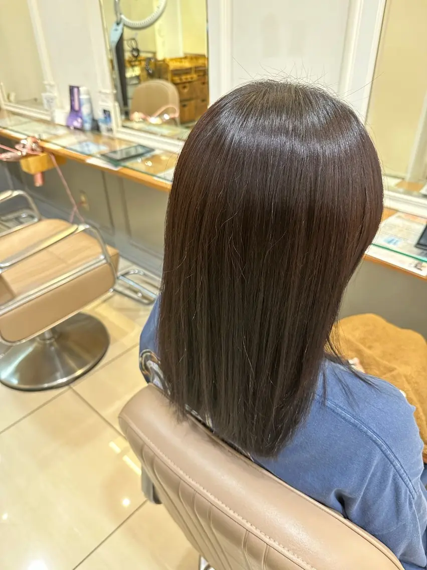 セミロング 横浜⭐️ブリーチ モデル💫あみ💫のヘアスタイル