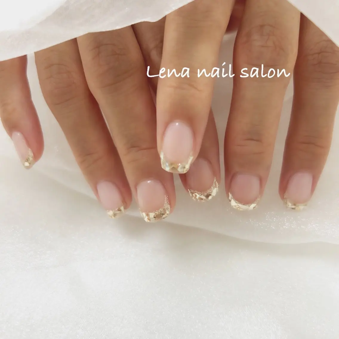 ネイル フレンチネイル ジェルネイル ガラスフレンチ パラジェル ハンドネイル 自爪育成ネイルケア Lena  nailのネイルデザイン