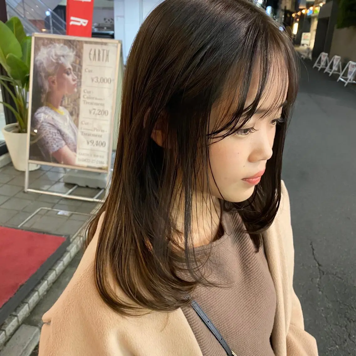 ミディアム カラー かりん 🤍のヘアスタイル