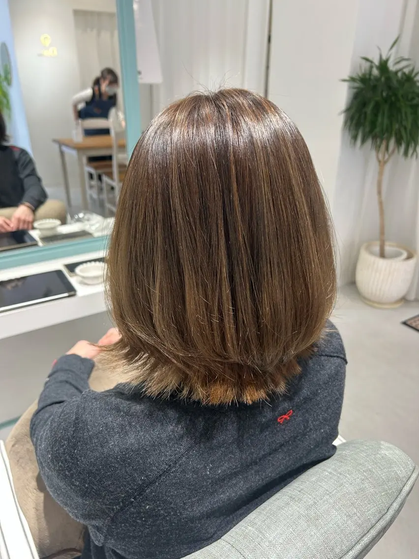 ミディアム レイヤーカット ✂︎ Kana✂︎のヘアスタイル