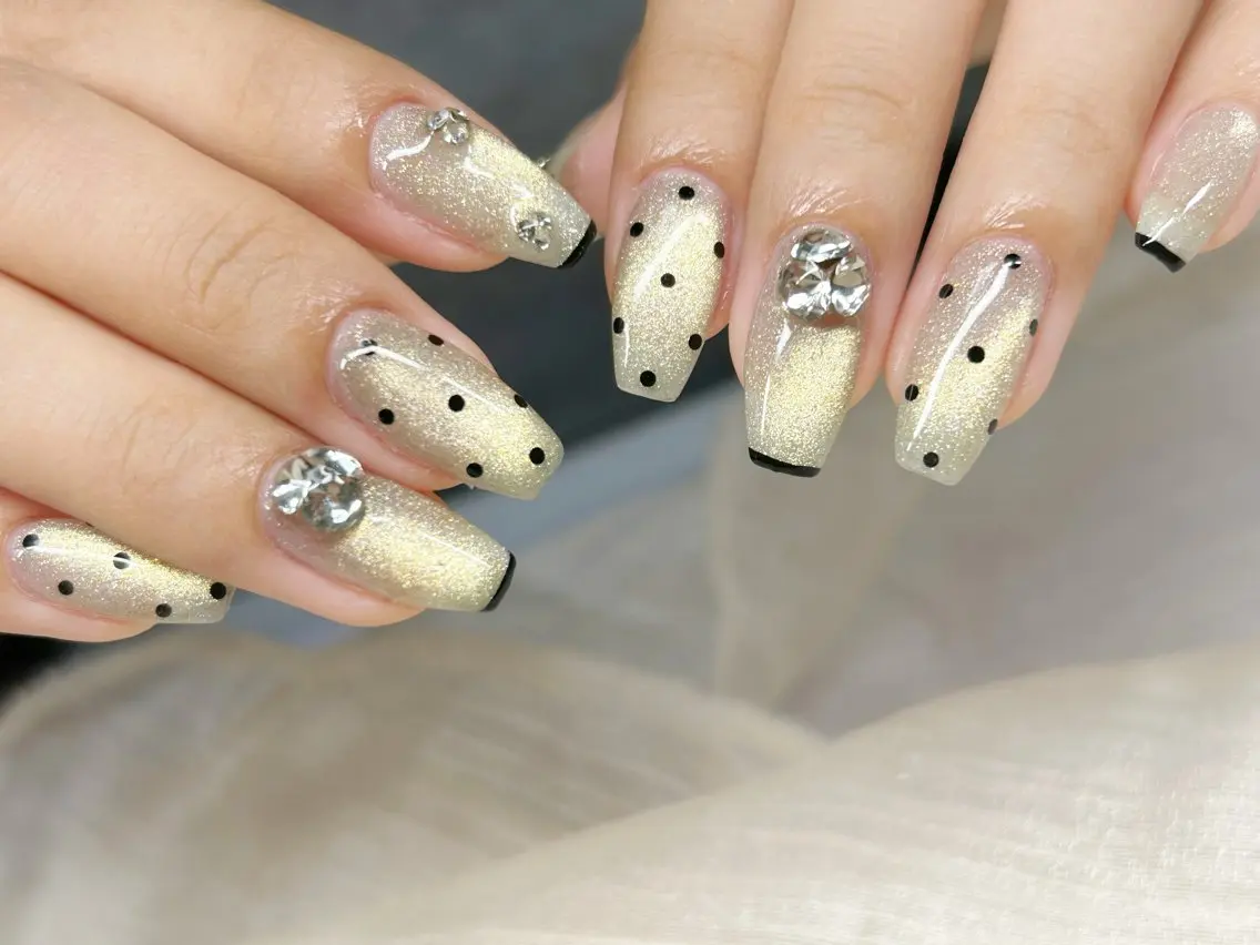 ネイル アートネイル チークネイル 成人式 入学式 長さ出し ハンドネイル Lino Nailのネイルデザイン