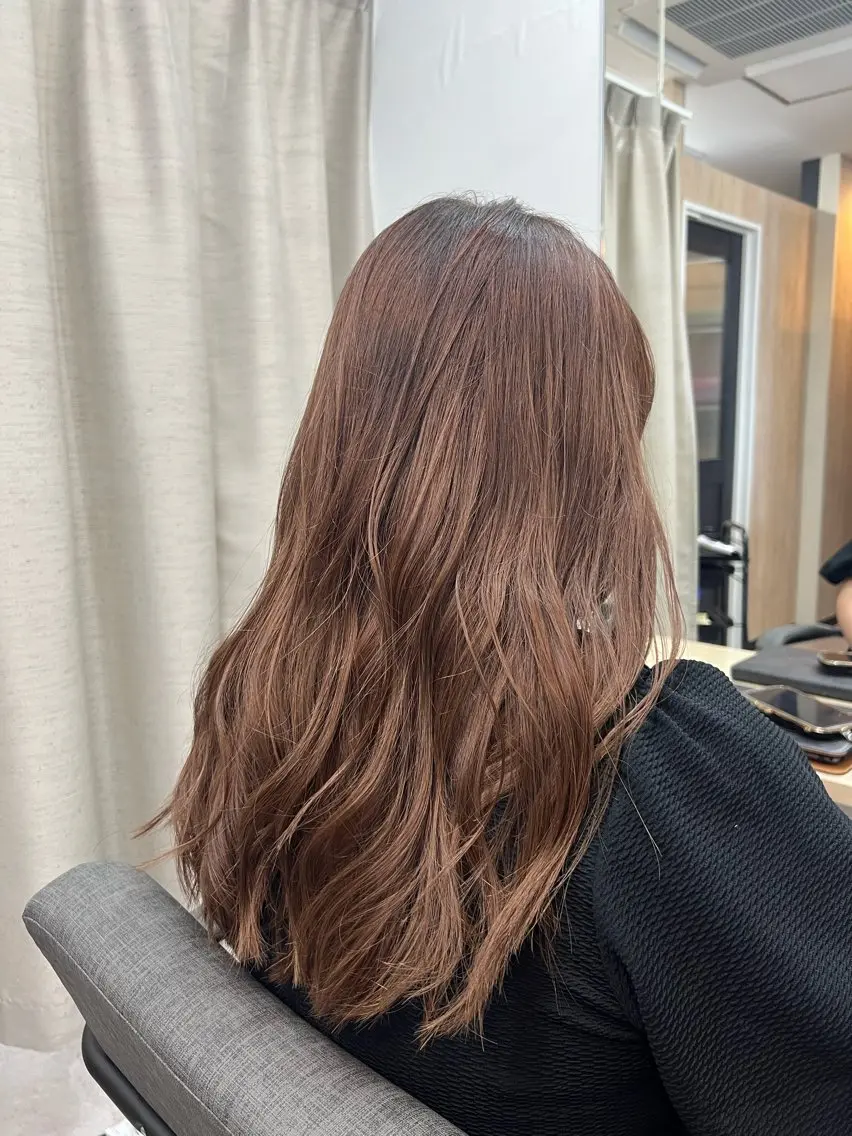 セミロング TELA HAIR 店長 塩田のヘアスタイル