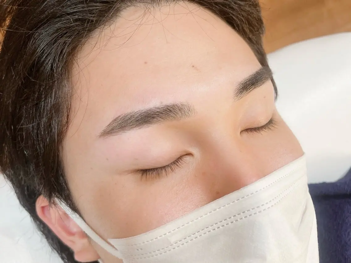 【人気メニュー】メンズアイブロウスタイリング＋選べる部分Wax🥚✨の写真