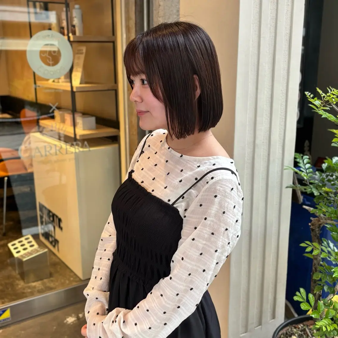 ショート ボブ 顔周りカット カット トリートメント 芦刈 咲来のヘアスタイル