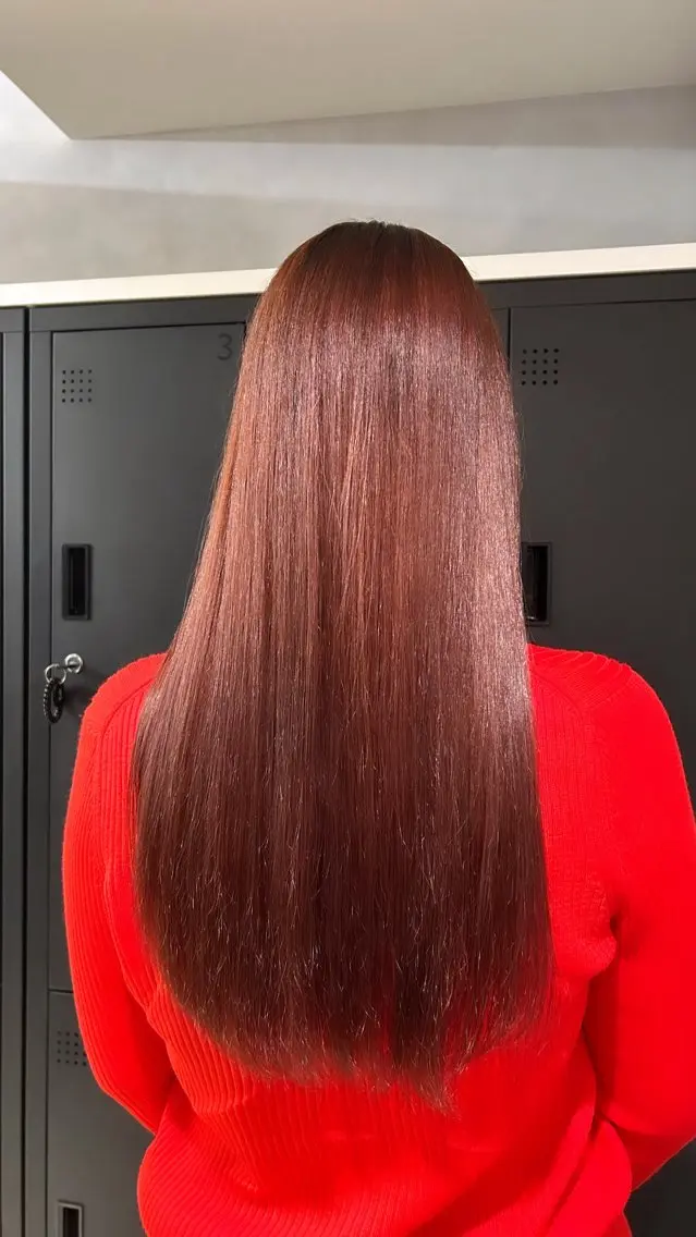 ロング パーマ 髪質改善 縮毛矯正 ストレートパーマ カット 縮毛矯正 諸井 芽のヘアスタイル