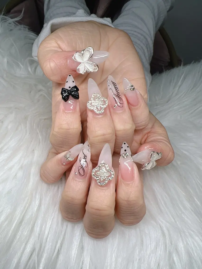 ネイル ハンドネイル Lee Nails チップ長さだし専門店のネイルデザイン