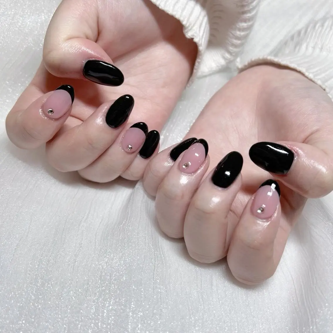 ネイル オーロラネイル フットネイル フレンチネイル ジェルネイル 韓国ネイル ハンドネイル ハンドケア 【ENサロン】 Rei🎀Nailのネイルデザイン