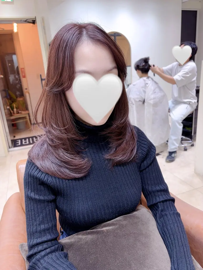 ミディアム カラー カット ヘアカラー トリートメント 村山 茉衣のヘアスタイル