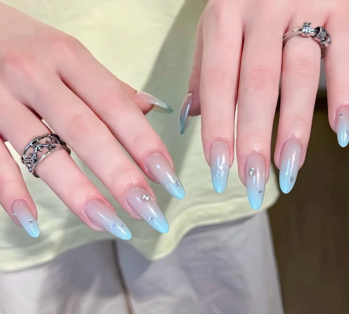 ネイル ハンドネイル Dione Nail きよみのネイルデザイン