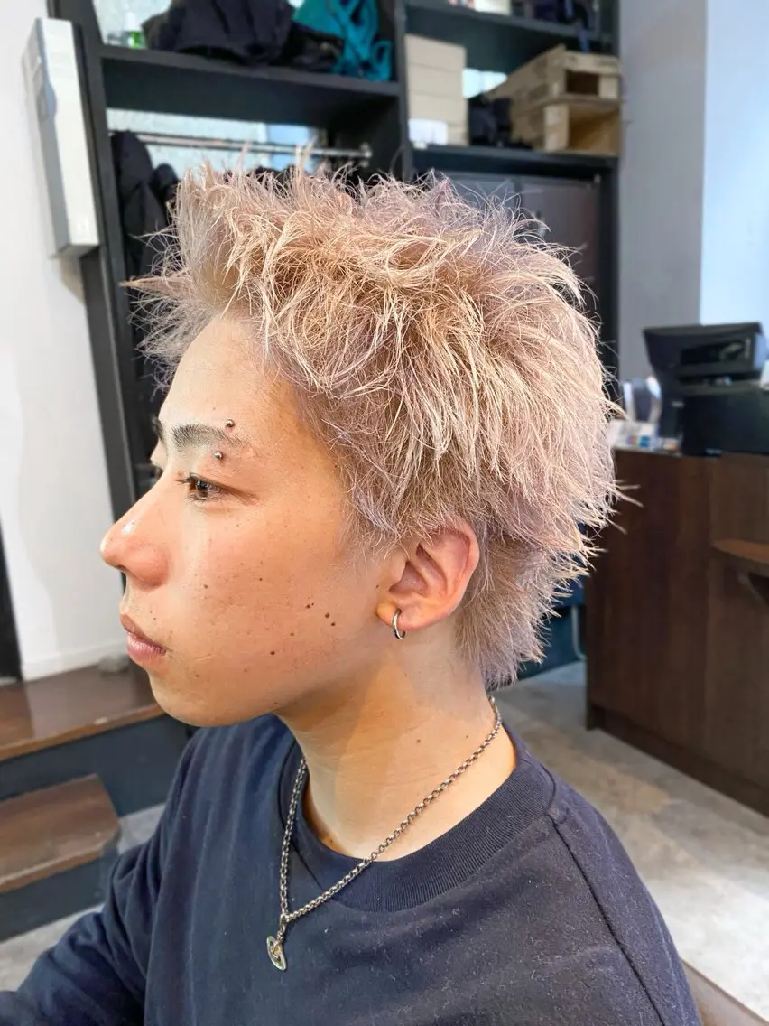 ショート カラー メンズ メンズハイトーン スパイキーショート ハイトーンカラー ショートヘア IRIE⚡️メンズ/ パーマ⚡️北川聖也のヘアスタイル