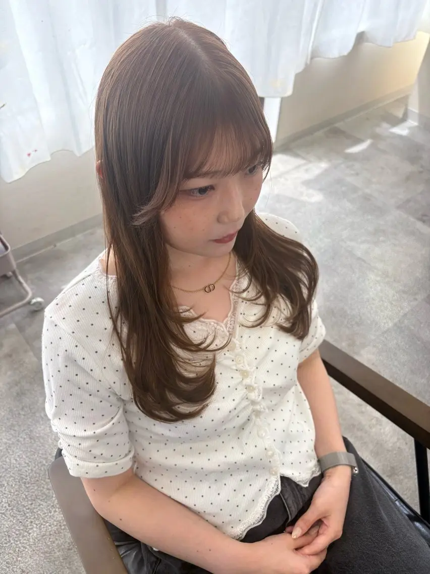 セミロング レイヤーカット カット ヘアカラー トリートメント ROI 🫧KANAMIのヘアスタイル