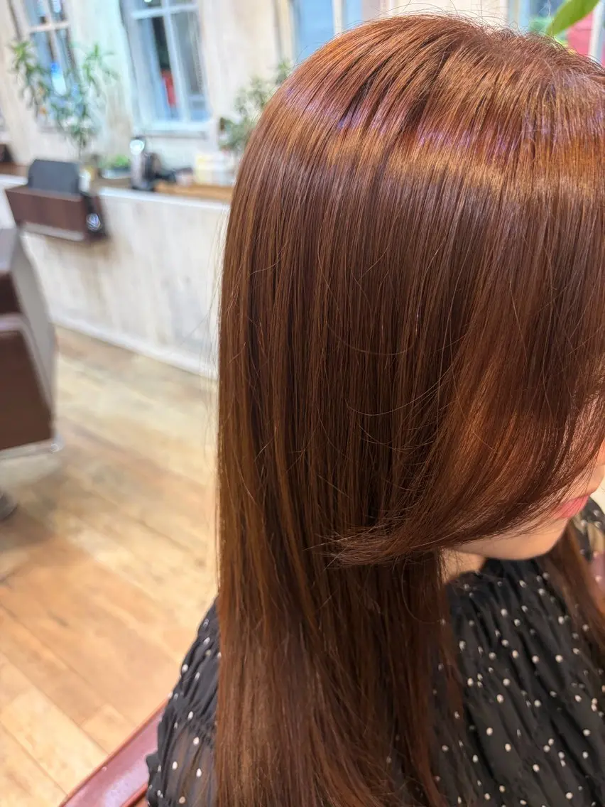 カラー 髙島 理美のヘアスタイル