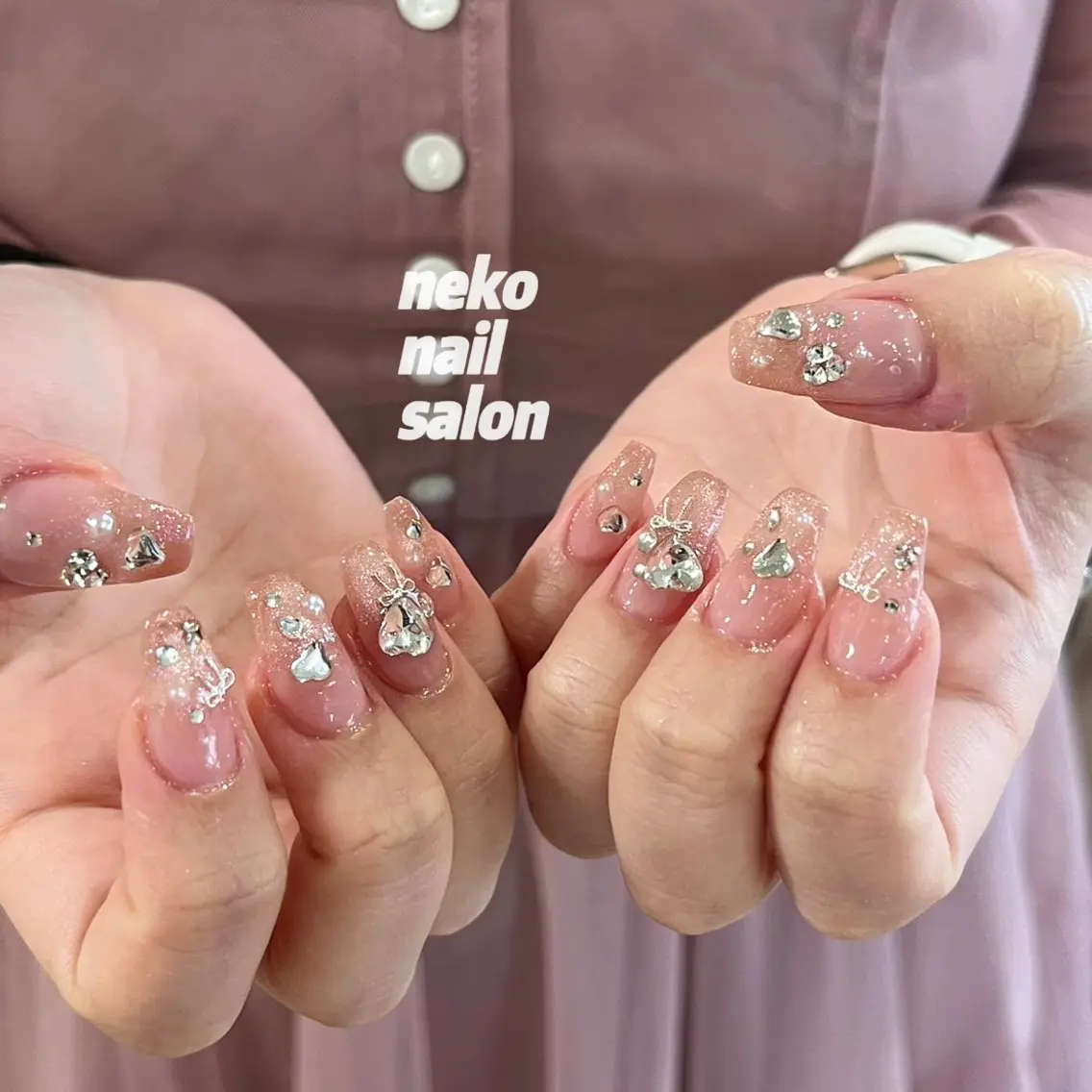 ネイル フレンチネイル 氷ネイル・うるうるネイル マグネットネイル マグネットフレンチ ハンドネイル neko nailのネイルデザイン