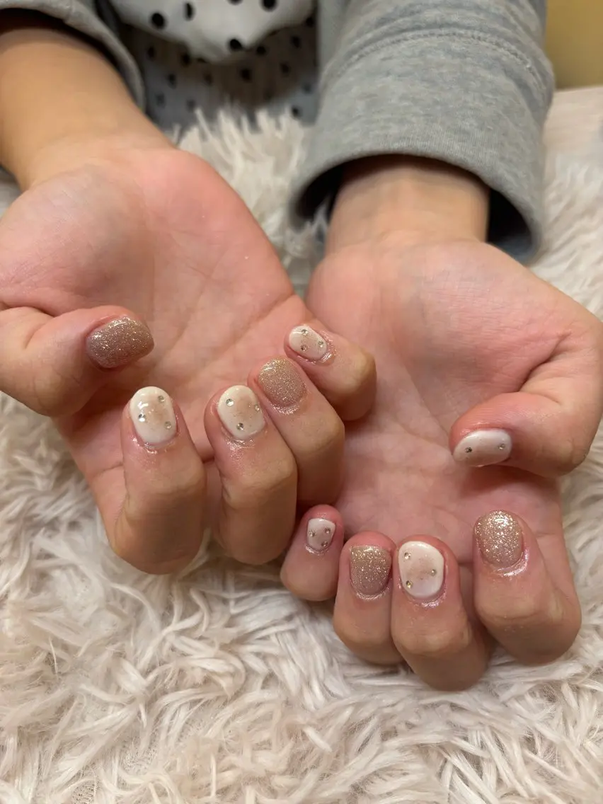 ネイル 伊藤 いちごのネイルデザイン