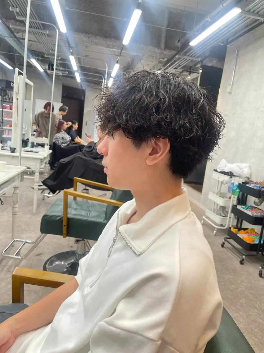 ショート パーマ メンズ カット パーマ トリートメント 似合わせ🌿‬髪質 改善🧸RYUGOのヘアスタイル