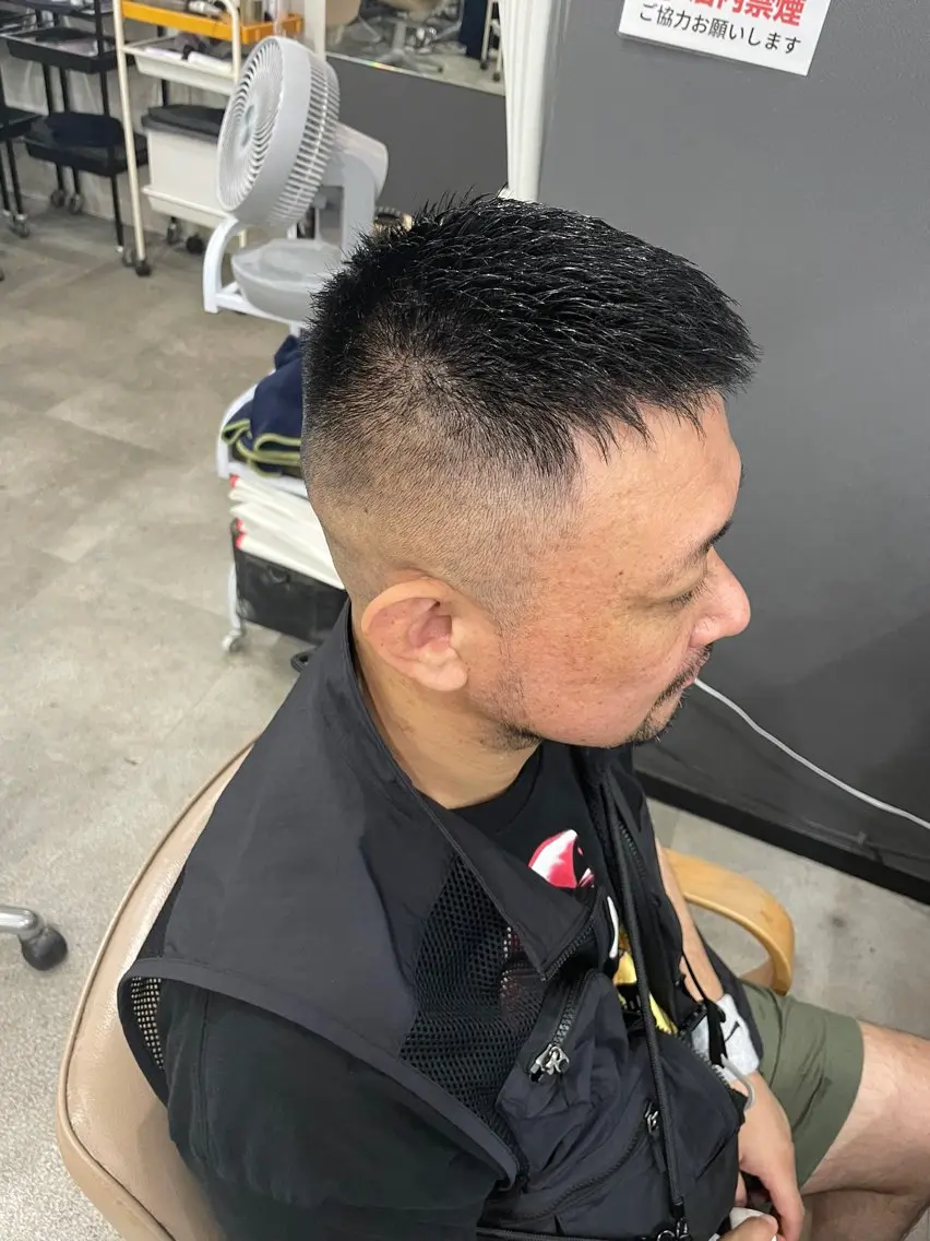 ショート 髙野 亮吾のヘアスタイル