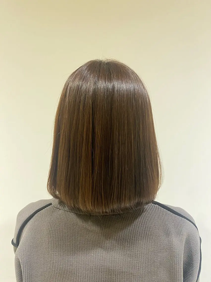 ミディアム ボブ 網谷 華乃のヘアスタイル
