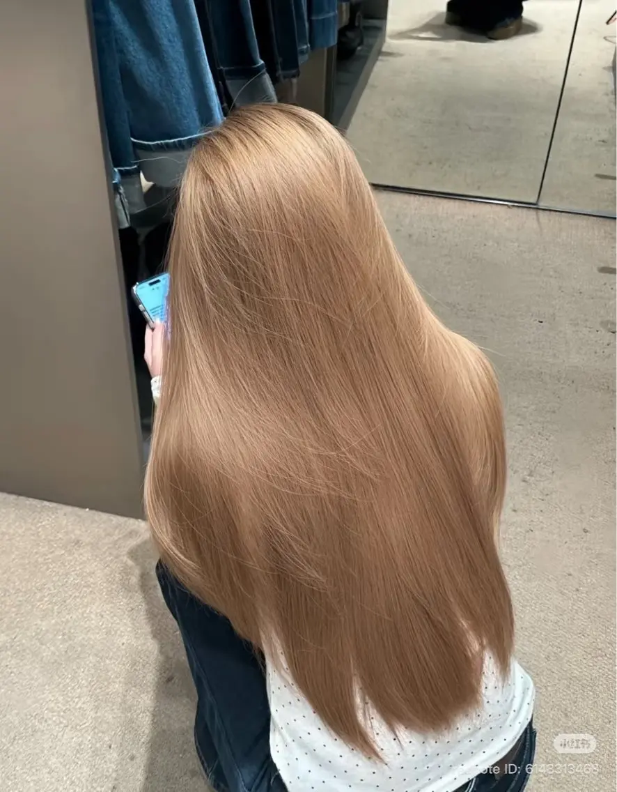 セミロング ヘアカラー 高原 爽箕のヘアスタイル