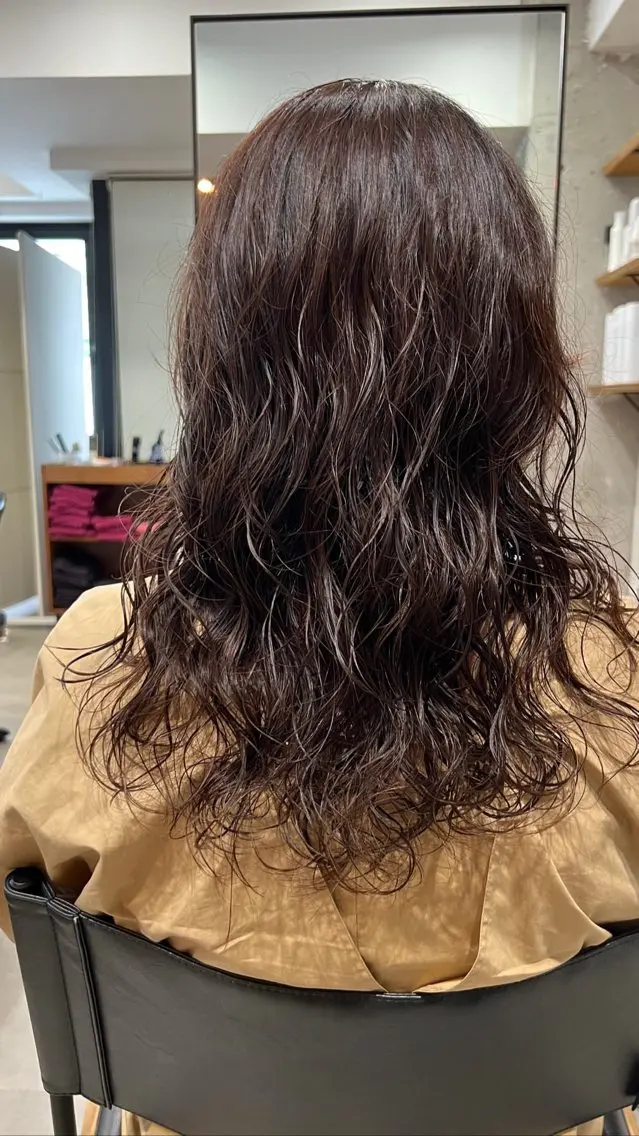 ミディアム ミディアムパーマ パーマ 心斎橋/透明感カラー 🫧アサノハルカのヘアスタイル