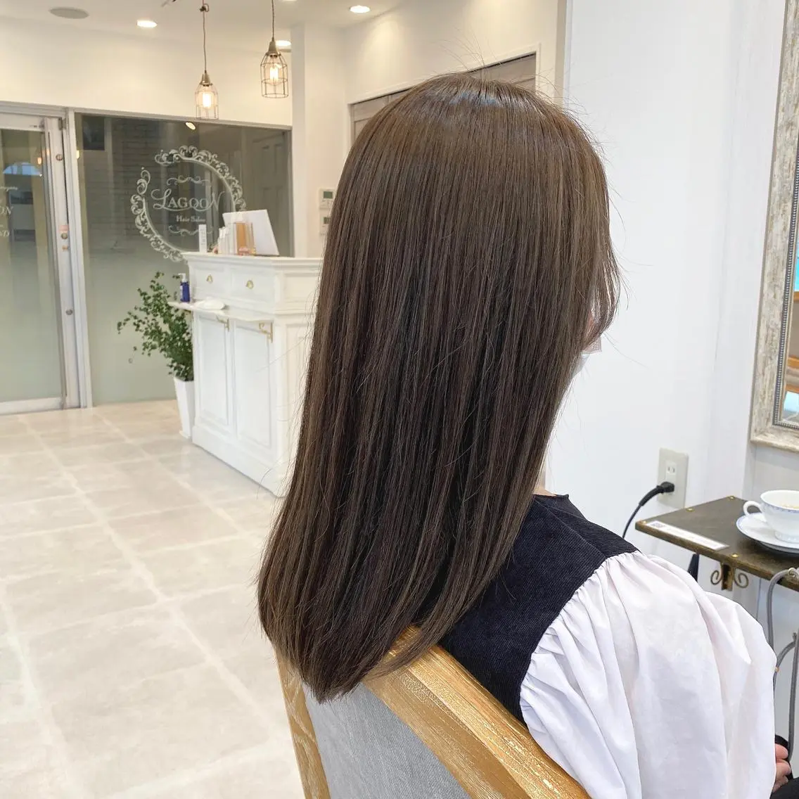 セミロング カラー カット ヘアカラー トリートメント ブリーチなし✨艶髪 カラー𓃲YAGIのヘアスタイル