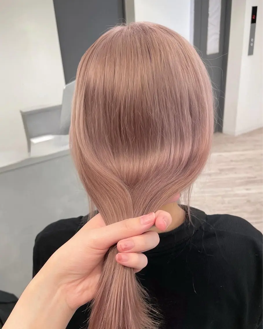 🖤人気No.3🖤ケアコース🖤ケアブリーチ+カラー+プチトリートメント🖤の写真