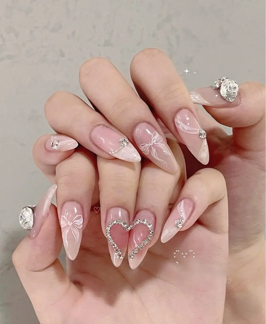 ネイル アートネイル ボルドー フレンチネイル ジェルネイル 氷ネイル・うるうるネイル ハンドネイル Julie Nail Rinのネイルデザイン