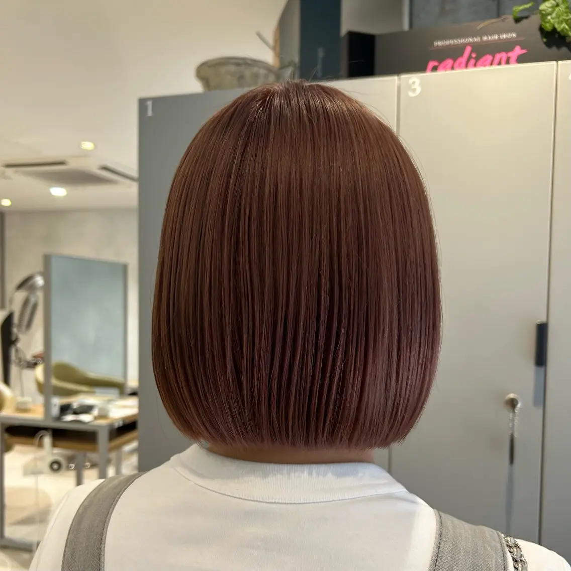 カラー ヘアカラー 🪐ボブ｜perm 🌀チサのヘアスタイル