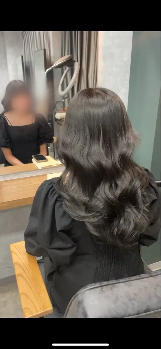セミロング 🩵Lutia新宿 ヒイラギ🩵のヘアスタイル