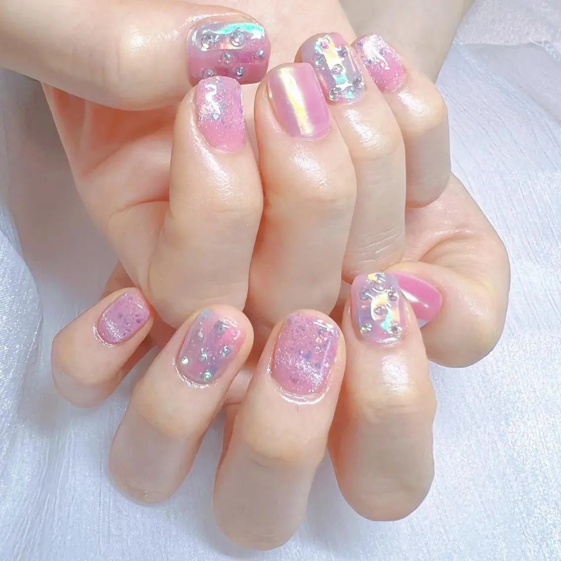 ネイル オーロラネイル フットネイル フレンチネイル ジェルネイル 韓国ネイル ハンドネイル ハンドケア 【ENサロン】 Rei🎀Nailのネイルデザイン