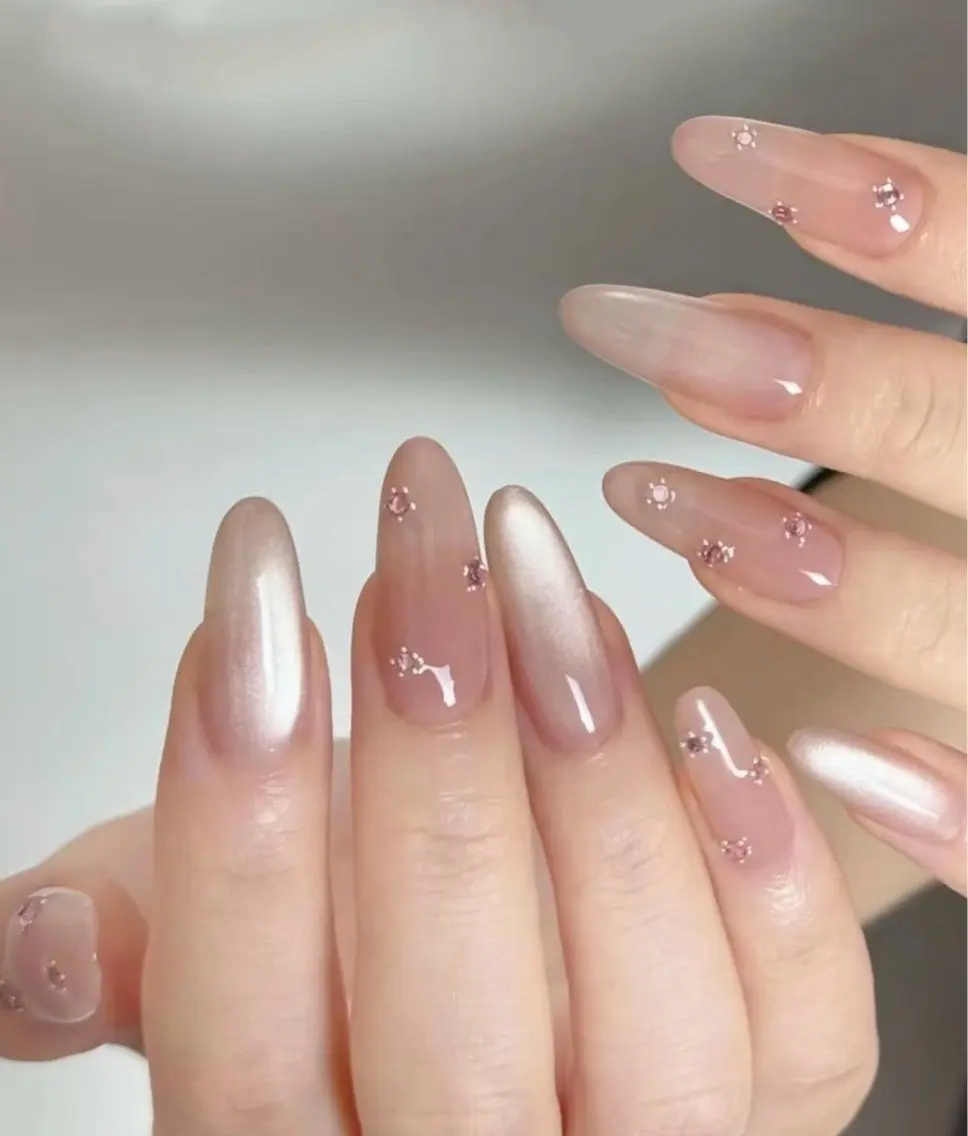 ネイル 長さ出し フレンチネイル グラデーション 卒業式 マグネットネイル ハンドネイル MIHANA NAILのネイルデザイン