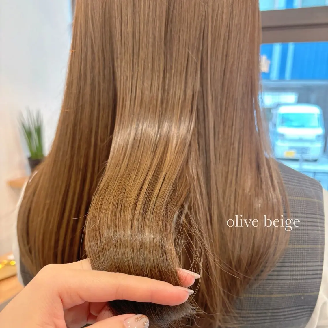 ロング カラー ベージュカラー オリーブベージュ ヘアカラー mihiro 🎀のヘアスタイル