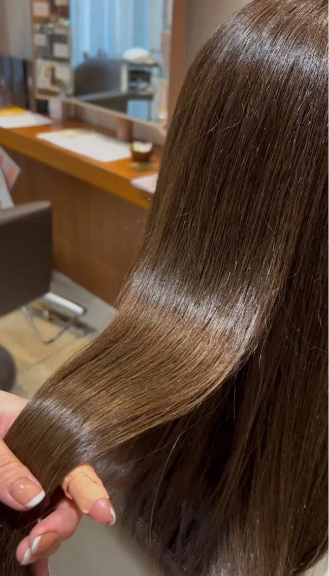 カラー ベージュカラー オリーブベージュ オレンジ 中山 紗希のヘアスタイル